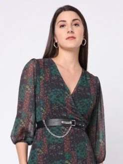 Deal Black And Green Dress In Printed