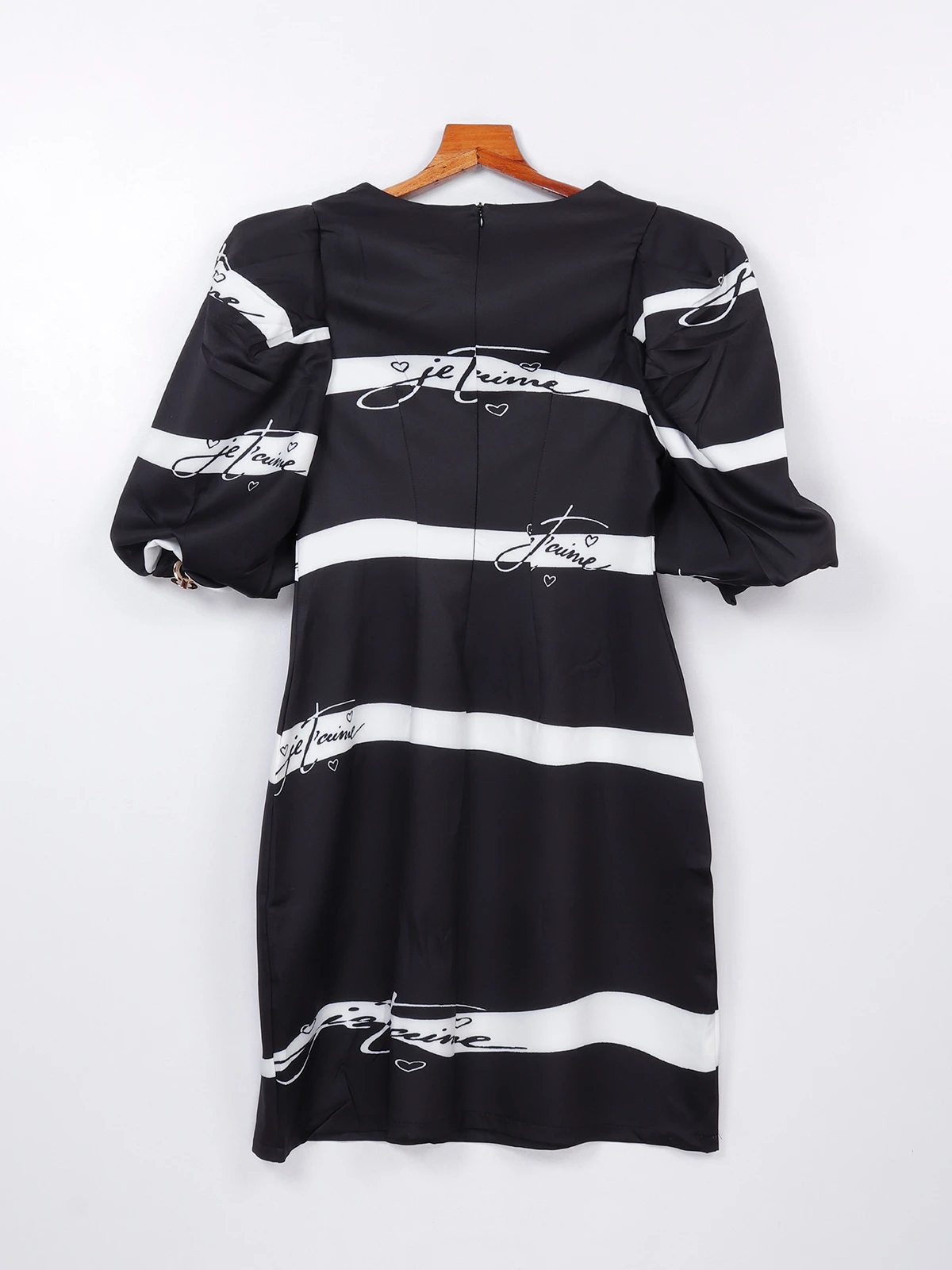 Deal White And Black Stripe Dress 2 Deal White And Black Stripe Dress - Image 2