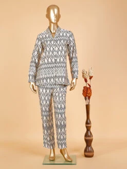 Sheczzar White Cotton Printed Co Od Set 5 Sheczzar White Cotton Printed Co Od Set -Saree Luxe Shop sheczzar white cotton printed co od set 1701328433as2820560 1